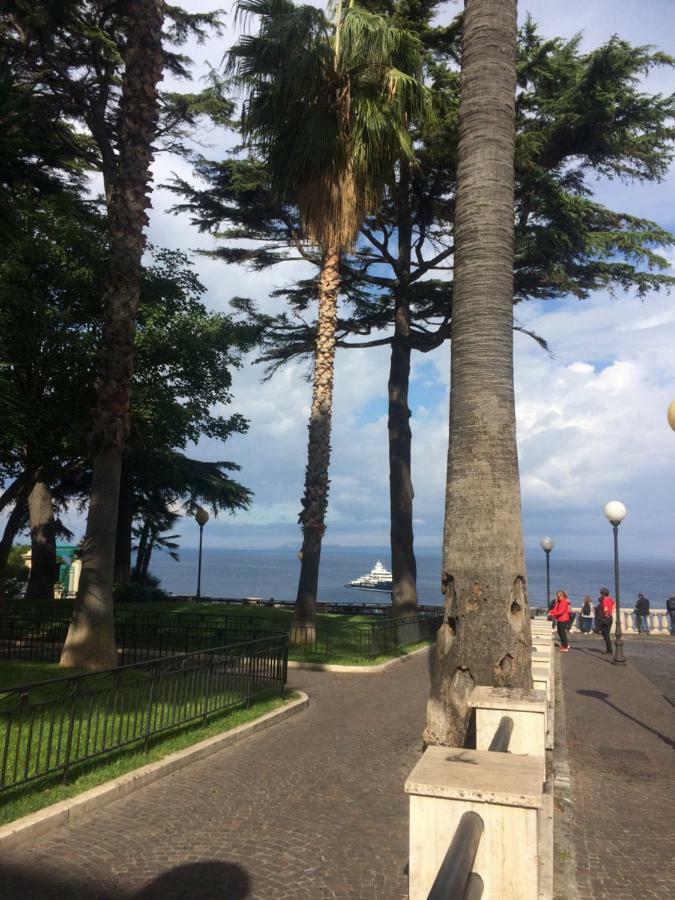 Terrazza Felicienne Daire Sorrento Dış mekan fotoğraf